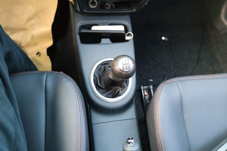 Used Suzuki SX4 2013 1.6L Manual CoolRide Model