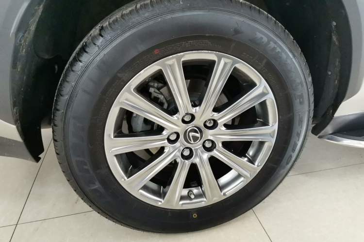 Used Lexus NX 2017 200 Front-Wheel-Drive X-Trail SE Edition
