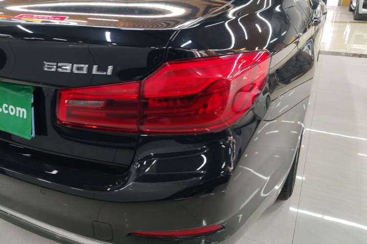 Used BMW 5 Series 2020 530Li Leading Edition Luxury Package
