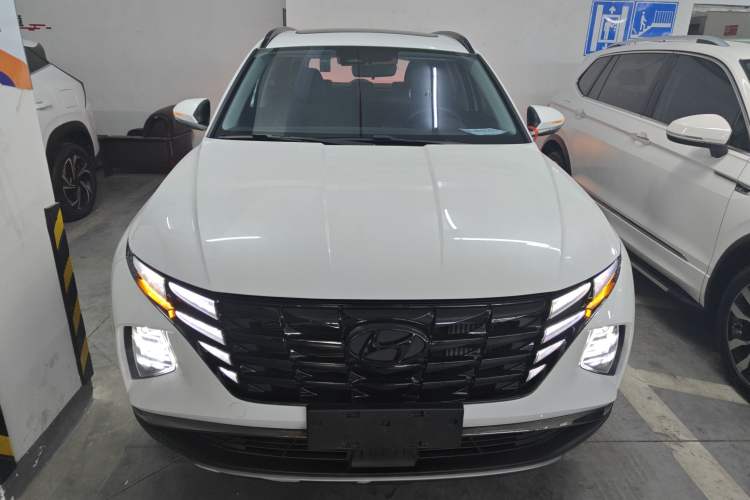 Used Hyundai Tucson 2023 Tucson L 1.5T Automatic Two-Wheel Drive DLX Luxury Edition
