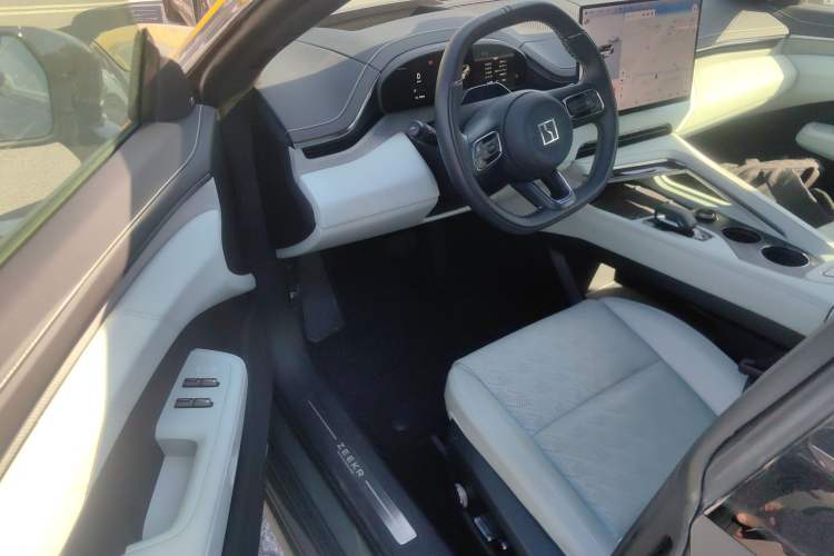 Used Zeekr 001 2025 WE Edition 95 kWh All-Wheel Drive
