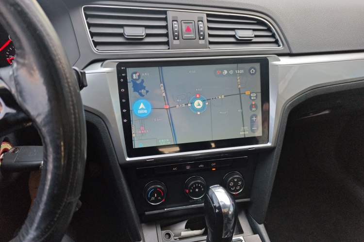 Used Volkswagen Lamando 2018 230TSI DSG Fashion Edition
