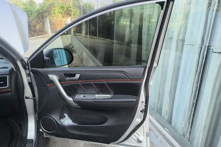 Used Haval H6 2014 Sport Version 1.5T Manual Two-Wheel Drive Elite Edition
