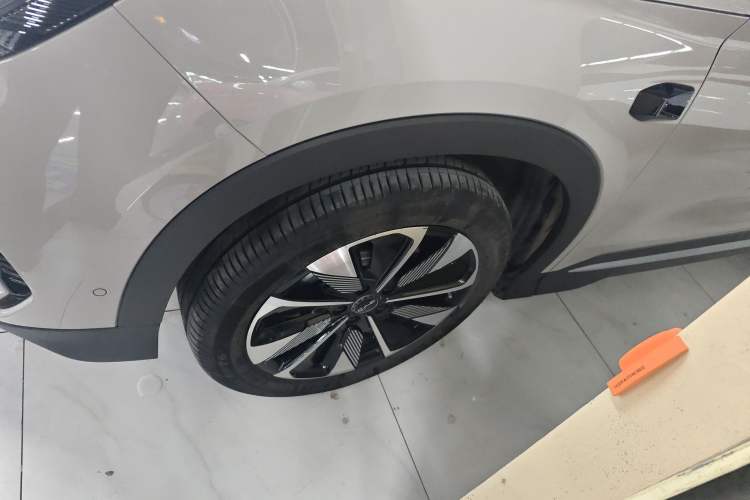 Used BYD Song PLUS New Energy 2025 DM-i Intelligent Driving 112KM Prestige Model
