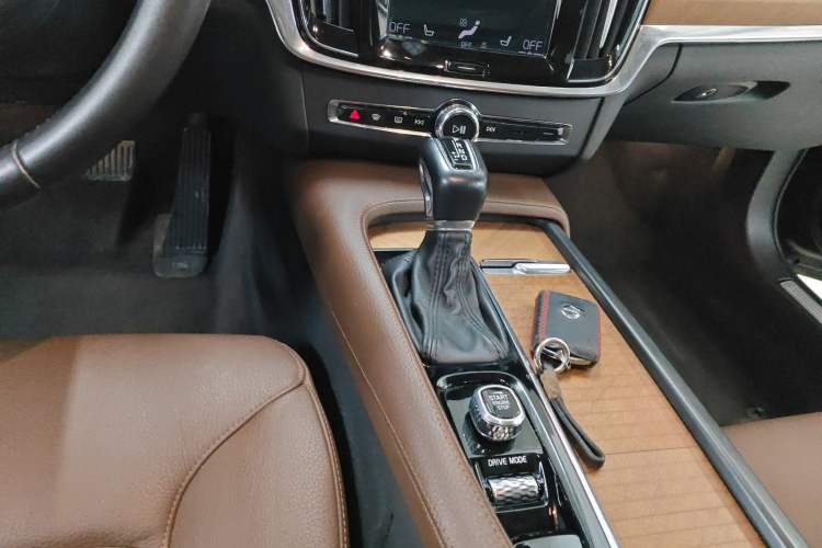 Used Volvo S90 2019 T5 Zhiyi Edition
