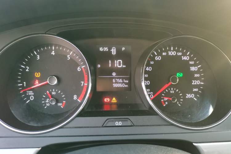 Used Volkswagen Lamando 2015 230TSI DSG Fashion Edition
