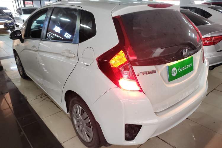 Used Honda Fit 2016 1.5L LX CVT Comfort Model
