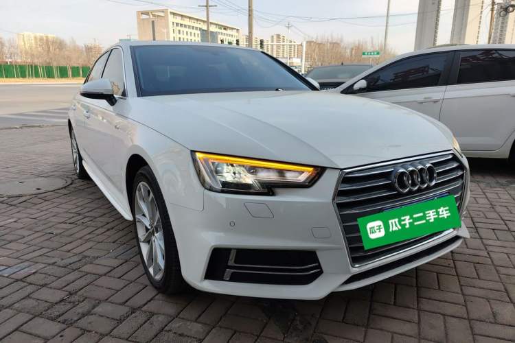 Used Audi A4L 2018 30th Anniversary Edition 40 TFSI Fashion Model
