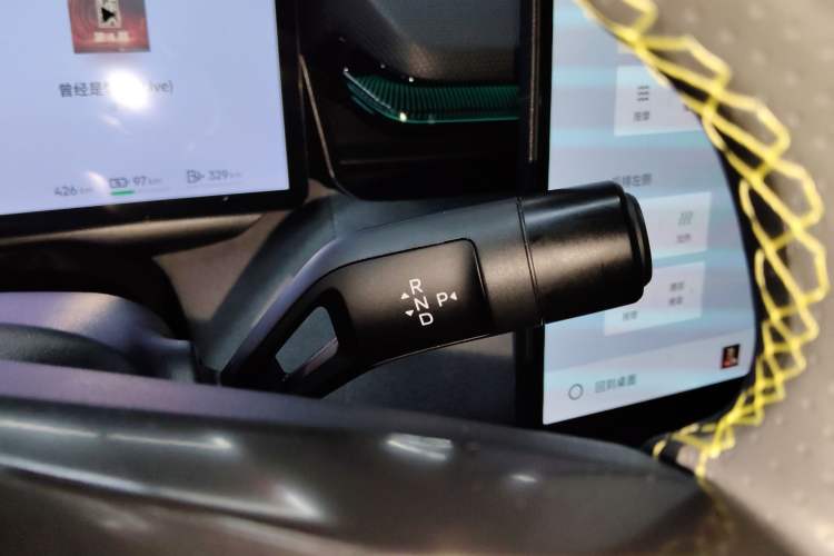 Used Lynk & Co 08 EM-P 2025 245km Ultra-Long Range Halo
