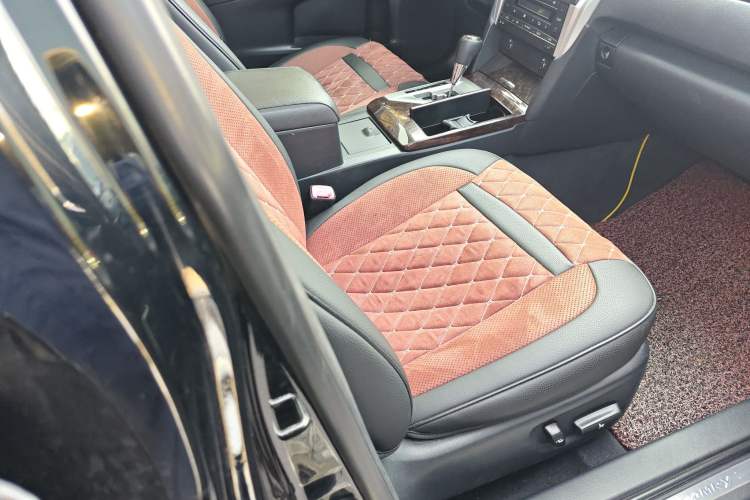 Used Toyota Camry 2015 2.0G Premier Edition
