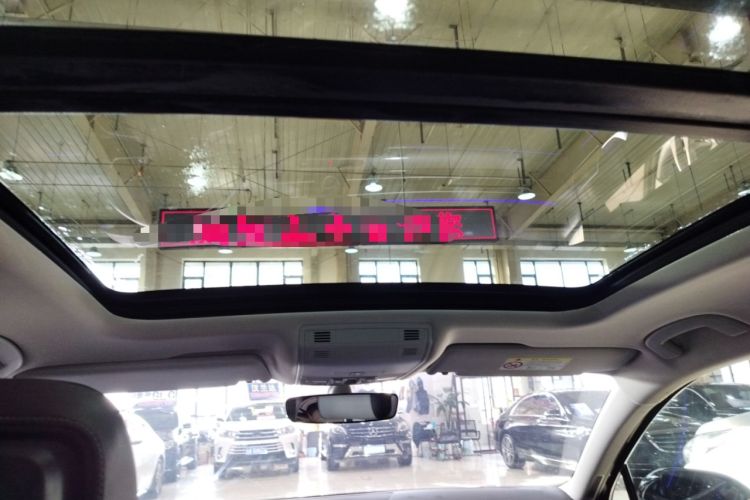 Used Volkswagen Magotan 2023 2 Million Units Limited Edition 330TSI DSG Leading Version
