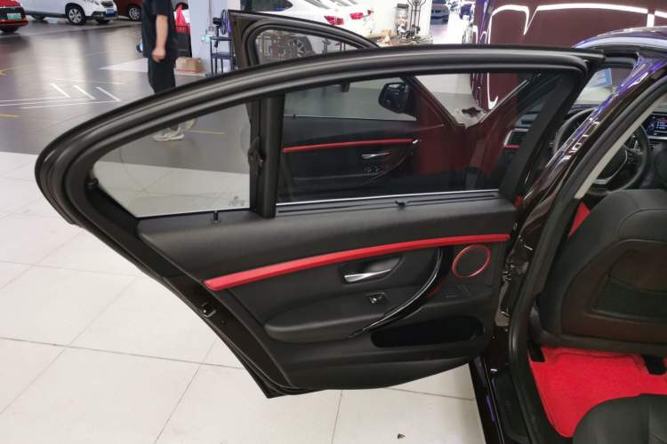 Used BMW 3 Series 2017 320Li Fashion Model
