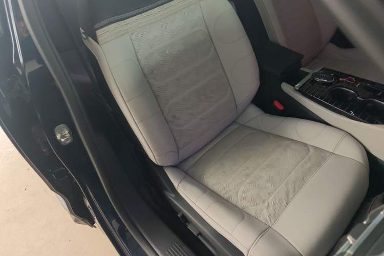 Used Citroen C5 X 2024 1.6T Traveler Extraordinary
