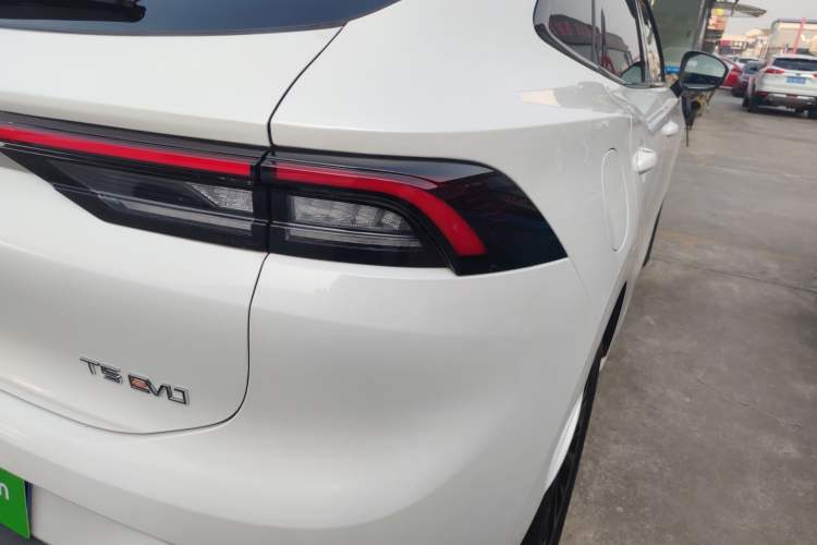 Used FORTHING T5 EVO 2021 1.5TD DCT Diamond Edition
