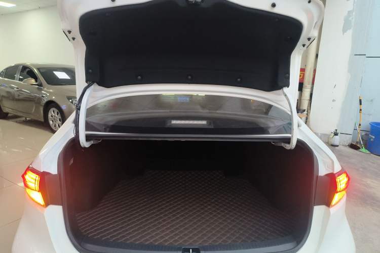 Used Toyota Levin 2021 Dual-Motor 1.8H E-CVT Leading Edition