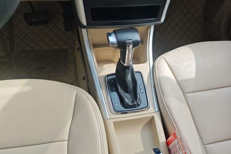 Used BAIC E Series 2013 Hatchback 1.5L Automatic Lotte Edition
