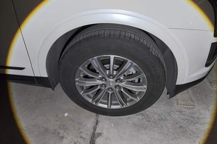 Used Cadillac XT5 2018 25T Luxury Model
