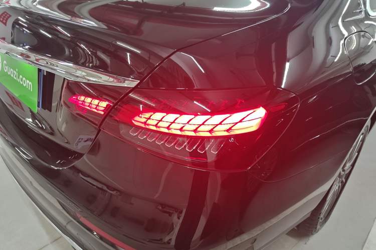 Used Mercedes-Benz E-Class 2023 E 260 L
