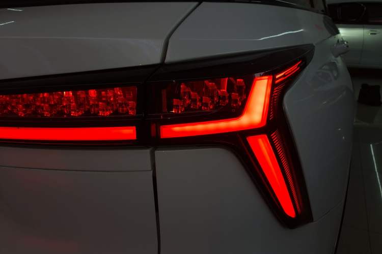 Used Changan CS75 PLUS 2024 3rd Generation Champion Edition 2.0T Intelligent Drive Performance Model