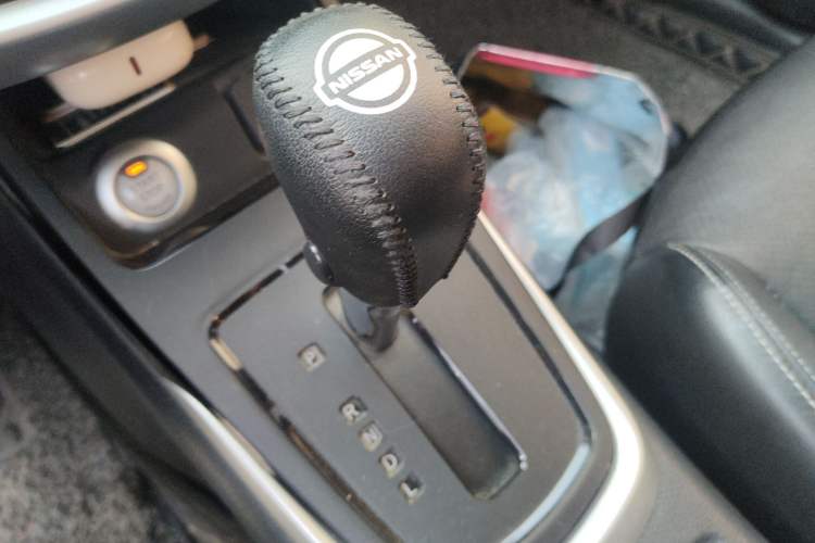 Used Nissan Tiida 2016 1.6L CVT ZhiZun Edition
