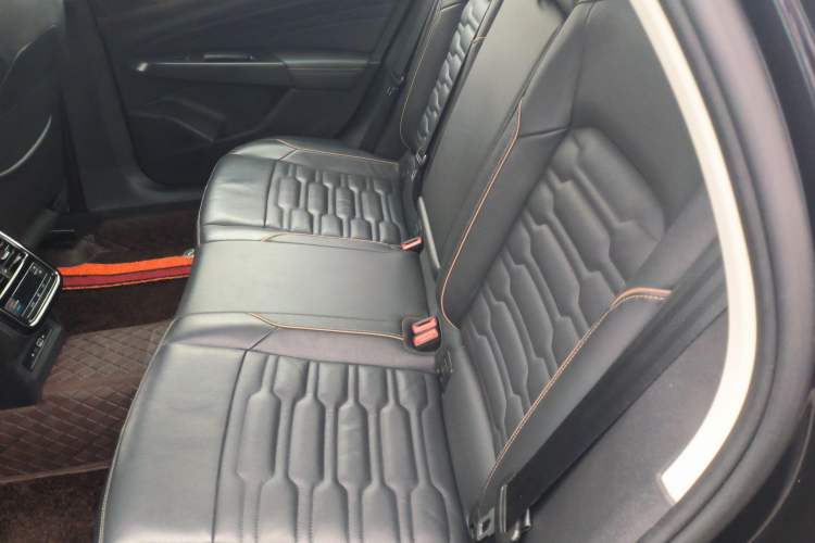 Used Volkswagen Passat 2020 330TSI Elite Edition China VI
