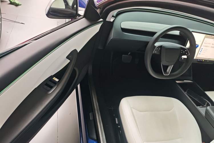 Used Tesla Model 3 2023 Rear-Wheel-Drive Version