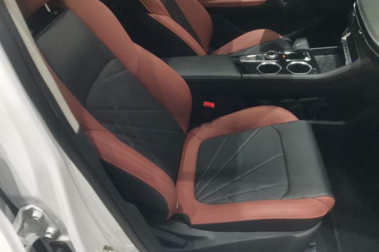 Used Changan Eado 2023 Changan Edition PLUS Blue Whale NE 1.4T GDI DCT Prestige Version