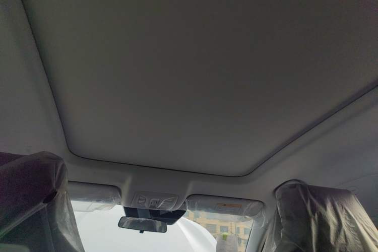 Used Changan UNI-K iDD 2024 Chuzhi iDD 1.5T 135km Smart & Fun Model
