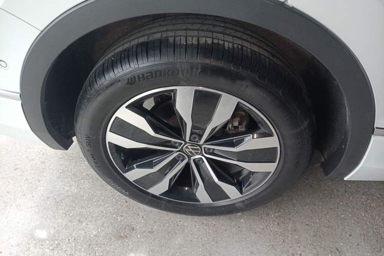 TDK.VehicleDetails.img