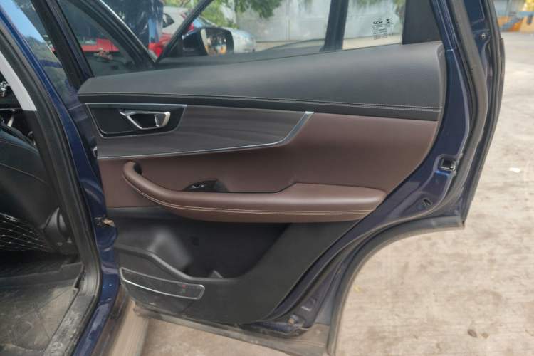 Used Chery Tiggo 8 2019 1.6 TGDI Automatic Prestige Model
