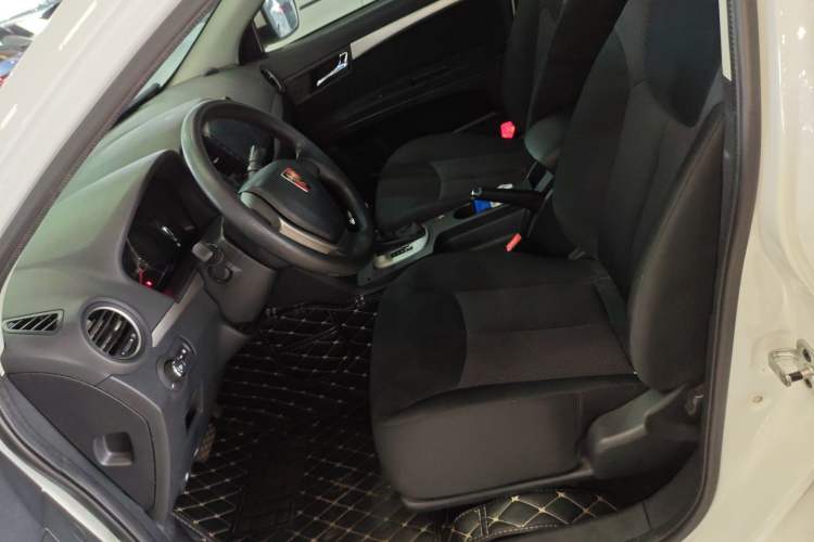 Used Roewe 350 2015 1.5L Automatic Luxury Sunroof Edition
