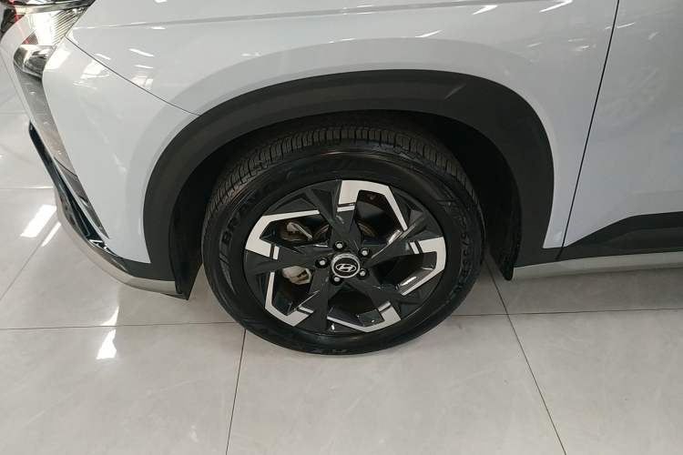 Used Hyundai ix35 2023 Musso 2.0L Flagship Edition TOP
