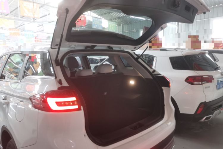 Used Geely Auto Emgrand X7 Sport 2022 1.8TD DCT Zhiya Trim
