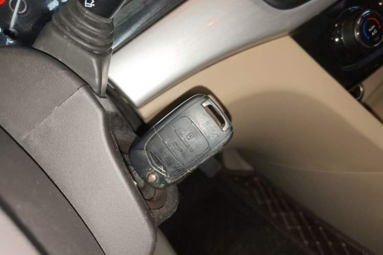 Used Baojun 730 2016 1.5L Manual Comfort Version 7 Seats China V Emission Standard