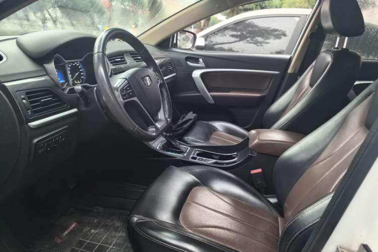 Used Geely Auto Emgrand 2017 Hatchback RS Million Edition 1.5L CVT Upward Version
