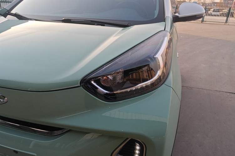 Used Chery Little Ant 2022 Restyled Version Sweet Pink Edition Half-Sugar Version 28.8 kWh 30 kW 301 km
