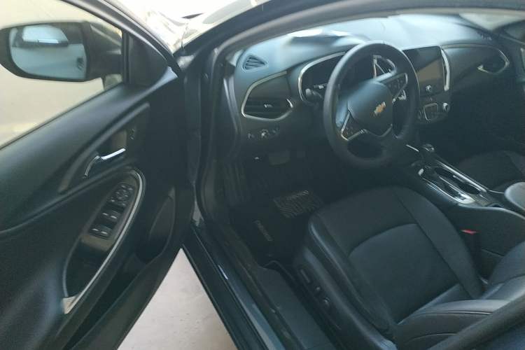 Used Chevrolet Malibu XL 2019 535T CVT Active Version