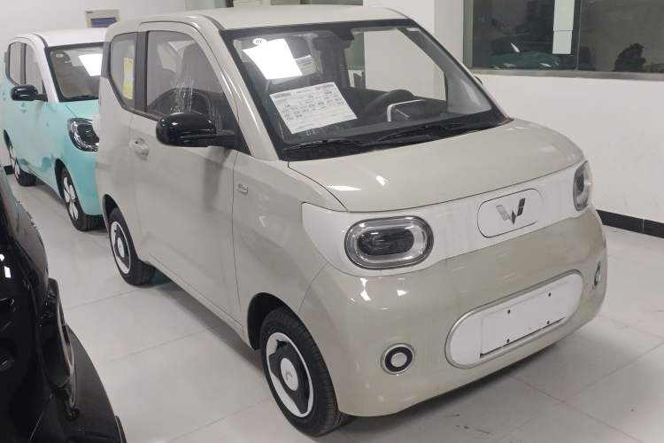 Used Wuling Hongguang MINIEV 2024 3rd Generation 215km Youth Edition
