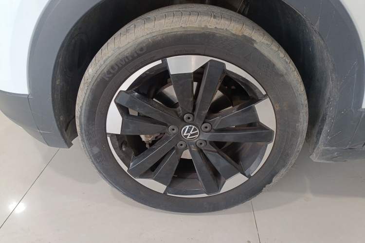 Used Volkswagen Tacqua 2021 200TSI DSG JoyConnect Edition