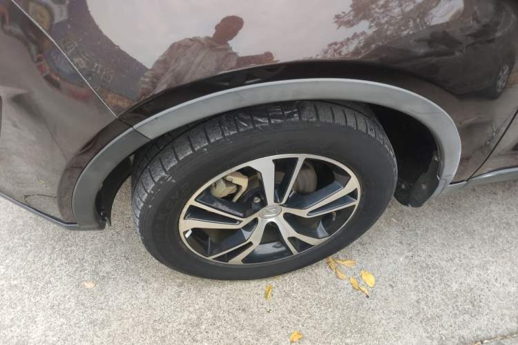 Used JMC Yusheng S330 2016 1.5L GTDi Automatic Two-Wheel Drive Prestige Edition
