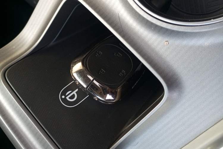 Used GAC Trumpchi Trumpchi E8 2024 Honor Series 2.0L Honor Edition
