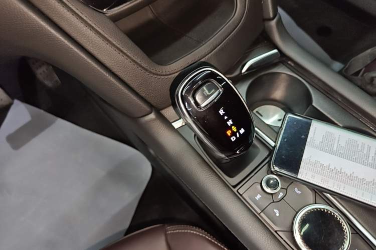 Used Cadillac XT6 2022 2.0T Six-Seater Four-Wheel Drive Luxury 120th Anniversary Limited Edition