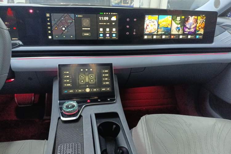 Used VOYAH PASSION 2023 Four-Wheel Drive Standard Edition
