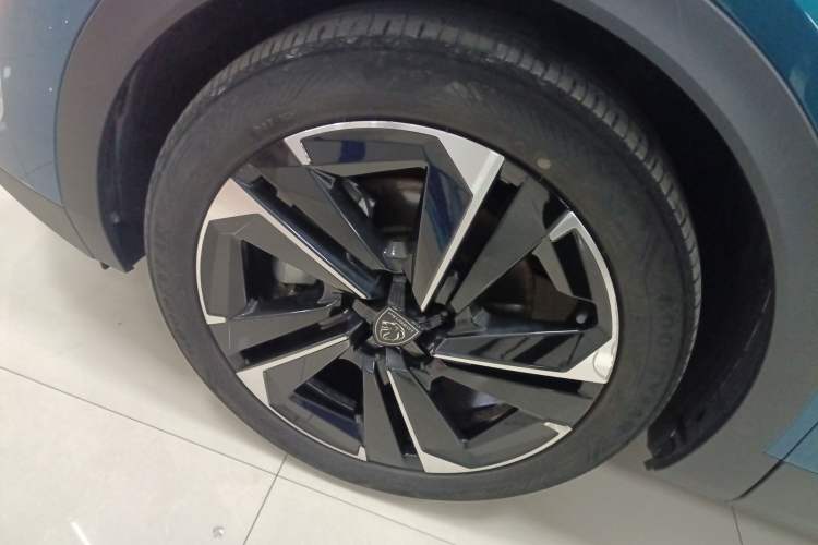 Used Peugeot 408X 2023 Boundary-Free Edition

