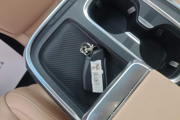 Used Buick Century 2023 2.0T Seven-Seater Deluxe Edition
