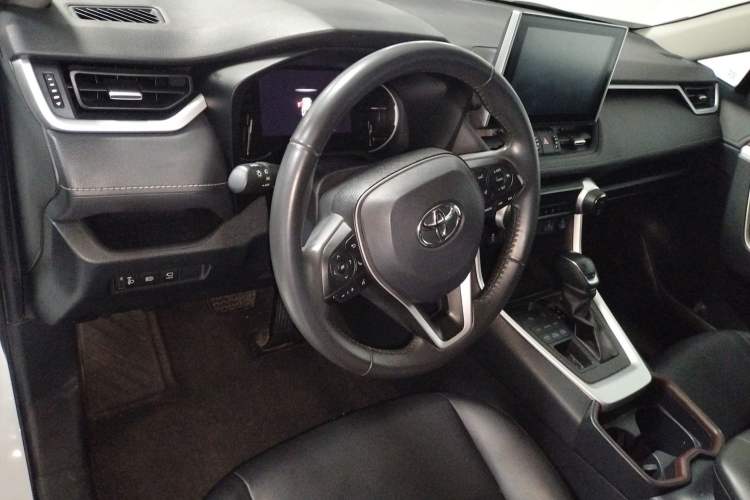 Used Toyota RAV4 2021 2.0L CVT 4x4 Style PLUS Edition
