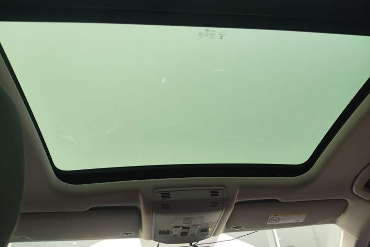 Used Volkswagen T-ROC 2020 280TSI DSG Two-Wheel Drive Comfort Version