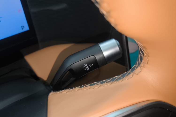 Used  L7 2025 EM-i 115km Exploration+ Edition
