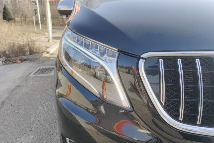 Used Mercedes-Benz Vito 2020 2.0T Elite Version 7 Seats