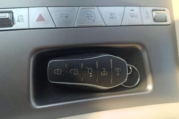 Used BYD Xia 2025 DM-i 1.5T 180km Beyond Edition